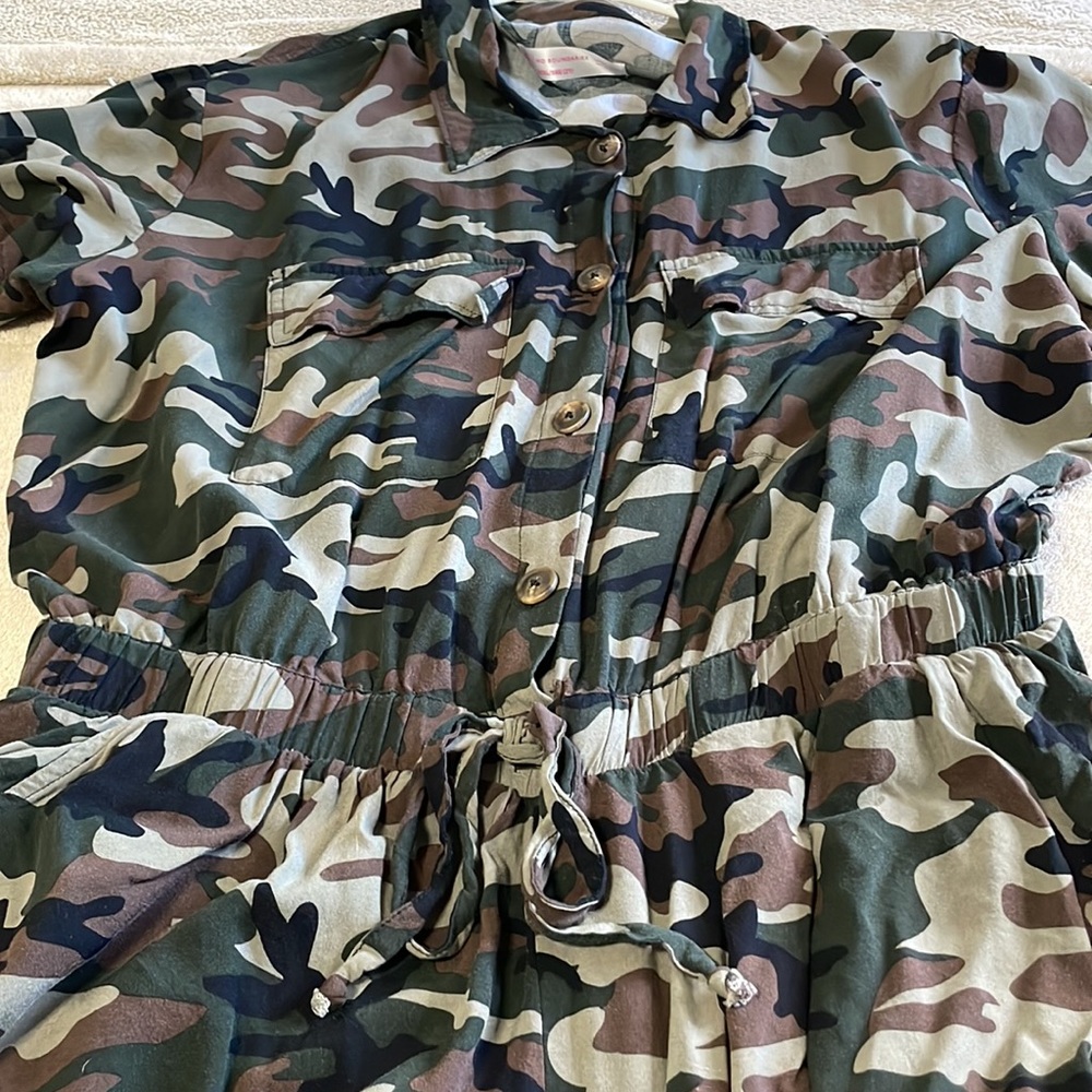 Jumpsuit - Picture 5 of 5
